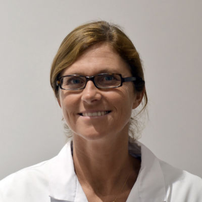 Dr. Julia Delomez